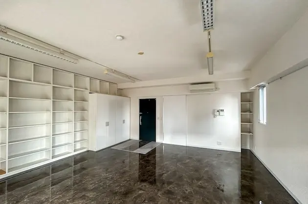 恵比寿徒歩6分、スタジオタイプのモノトーンSOHO <br>[渋谷区/25万/42㎡]