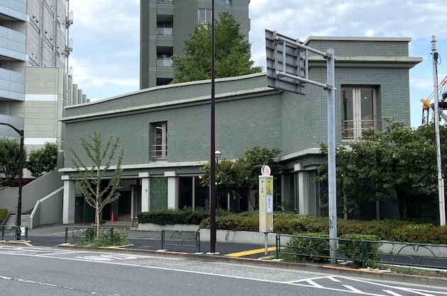 【募集終了】大崎、一棟オフィス、シックな室内から緑を望む