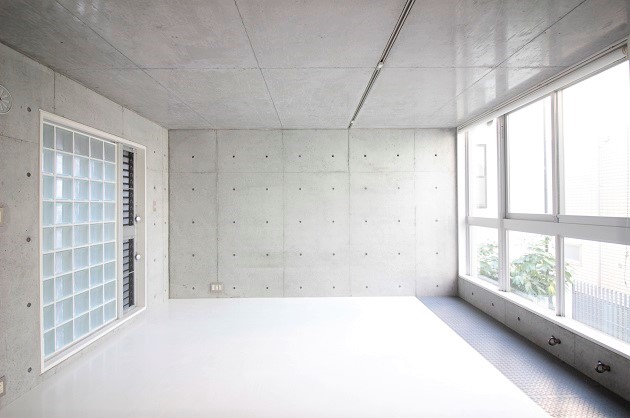 【募集終了】北参道。コンクリート打ち放し空間でスタートを。