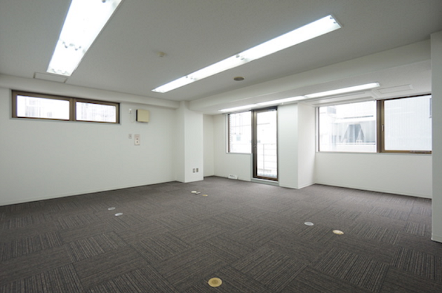 【募集終了】渋谷・青山。シンプルで無駄のないオフィス。