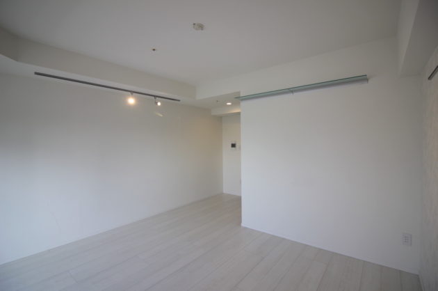 【募集終了】恵比寿。白基調のワンルームコンパクトSOHO。