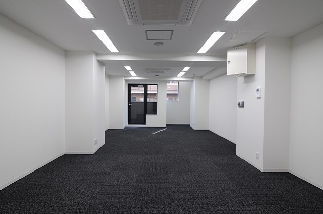 【募集終了】神田小川町、新築ビルのワンフロアオフィス。