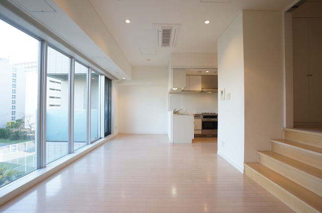 【募集終了】飯田橋。緑感じるコンパクトオフィス。