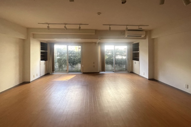 【募集終了】南青山。落ち着いた空間と利便性を兼ね備える。