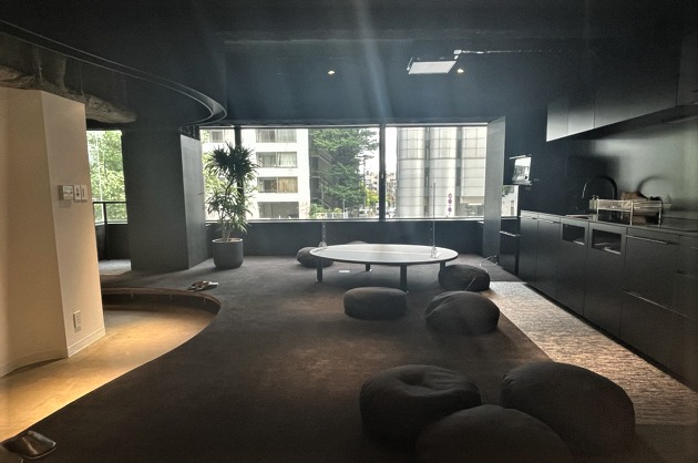 【募集終了】西新宿。共用部充実のワンフロアオフィス。