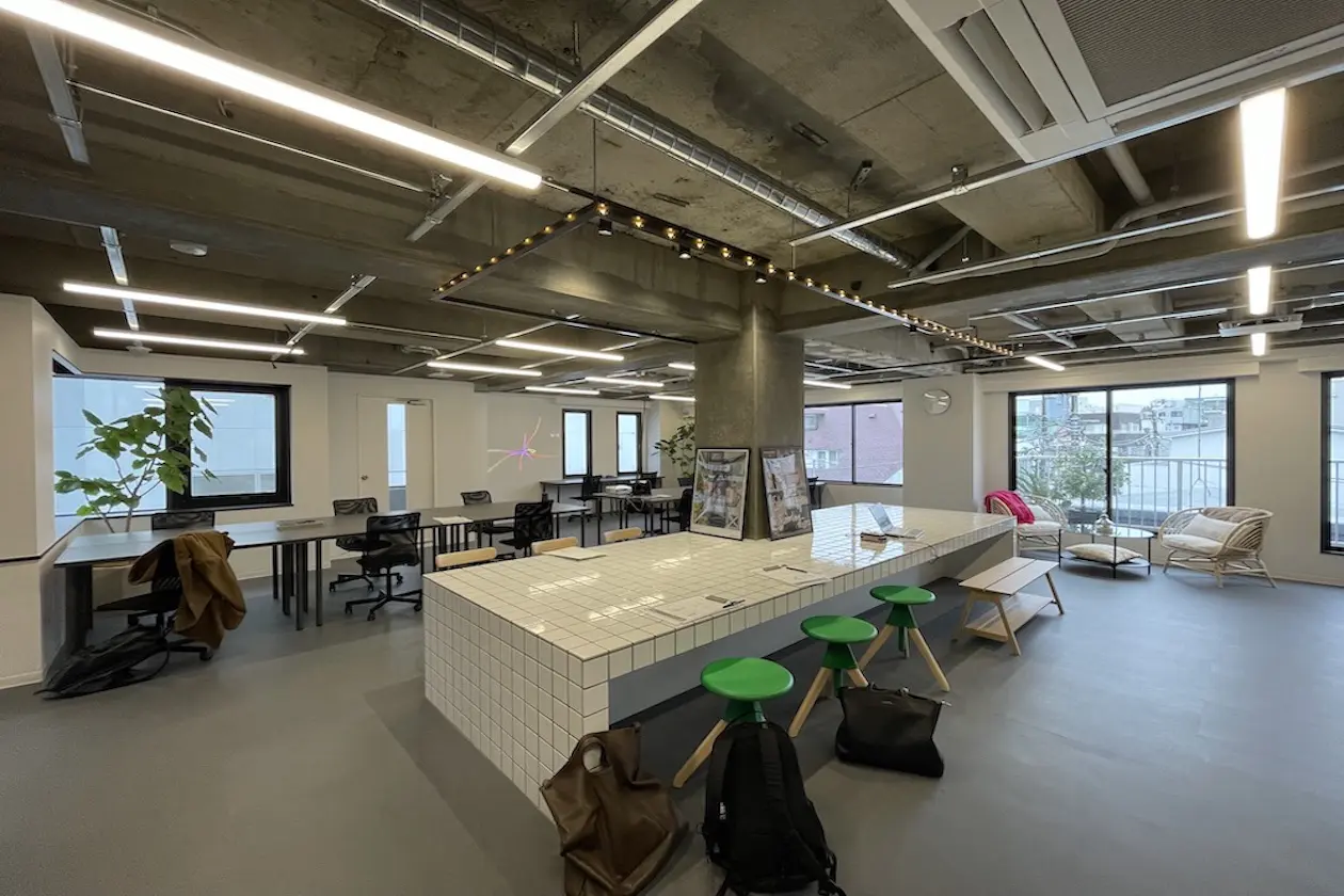 北参道3分、内装セットアップのクリエイティブ空間 室内