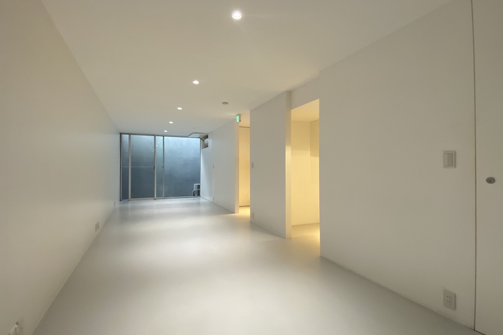 【募集終了】目黒川近く。無駄のないシンプルデザインオフィス。