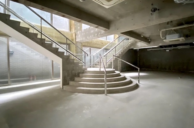 【募集終了】原宿3分、天井高と内階段で魅せる大型スケルトン