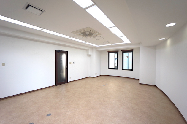 【募集終了】緑豊かな乃木坂、シンプルオフィス・店舗