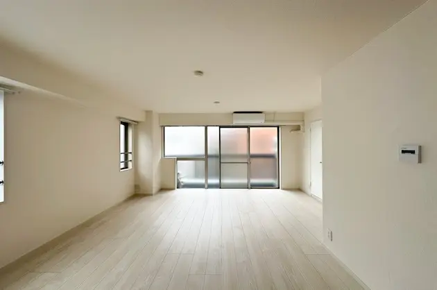 【募集終了】南青山エリア、コンパクトなホワイトリノベSOHO