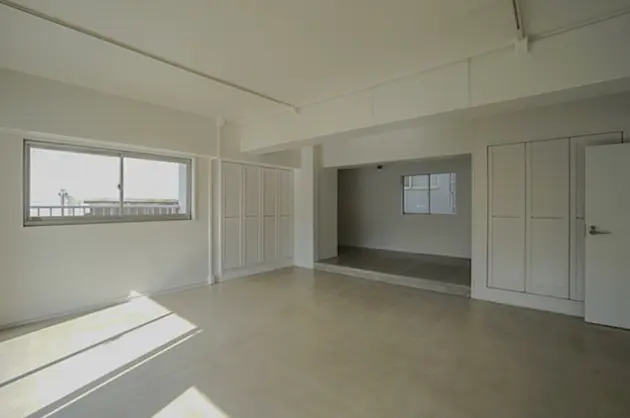 【募集終了】神宮前1丁目、自然光が魅力的なフルリノベオフィス