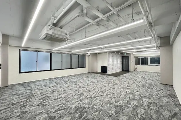 新富町5分、会議室付ハーフスケルトンオフィス<p>[中央区/88万/131㎡]