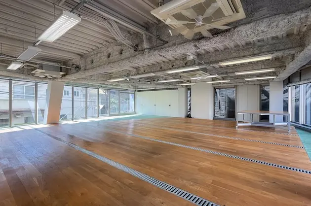 【募集終了】代官山・恵比寿エリア、天井高のある居抜き物件