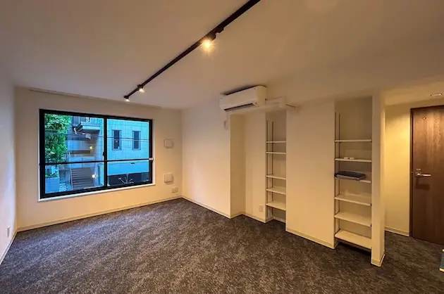 【募集終了】原宿、落ち着いた立地に佇む築浅デザイナーズ