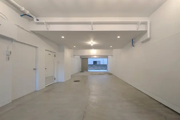 【募集終了】清澄白河、モルタルとホワイトが映える店舗事務所