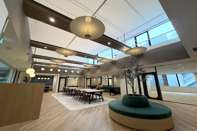 市ヶ谷、天高5m超え、169坪のフルセットアップ<br>[新宿区/521万/559㎡]