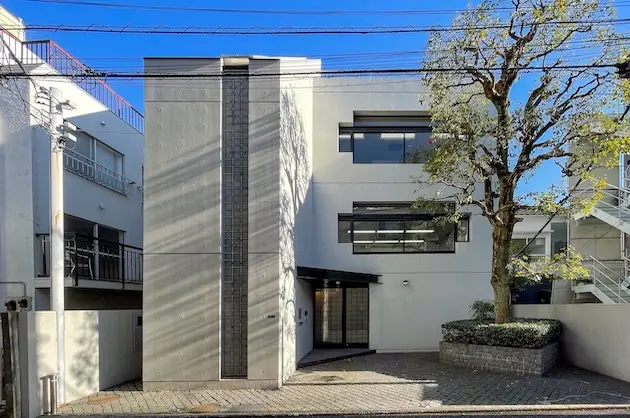 【募集終了】北参道、落ち着きある細道の一棟ビル