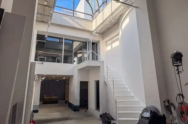 原宿、壮観な天高を構える吹抜けメゾネット<p>[渋谷区/166万/177㎡]