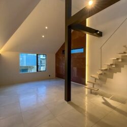 代官山の隠れ家SOHO、静かな創造空間<br>[渋谷区/53万/61㎡]