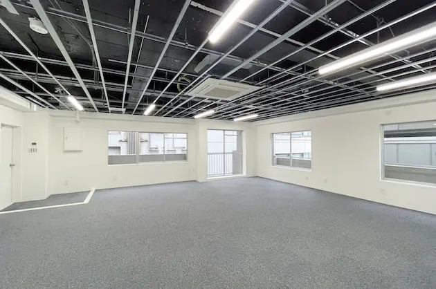 渋谷7分、スケルトン天井のワンルームオフィス<br>[渋谷区/46万/61㎡]