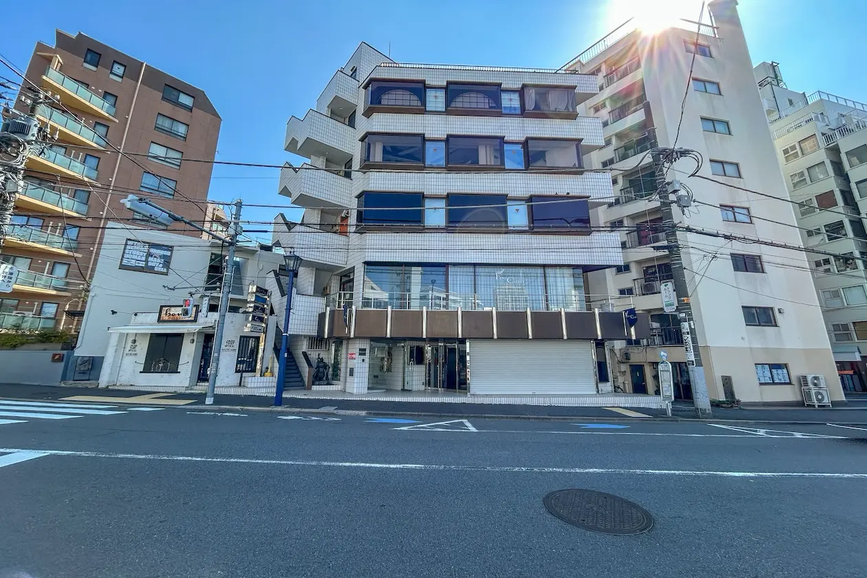 明治神宮前、元撮影スタジオのハイグレード居抜き 外観