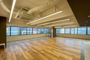 浜松町8分、34席想定の会議室付リノベオフィス<br>[港区/129万/133㎡]