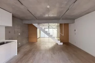 東新宿、空間にメリハリのあるメゾネットSOHO<br>[新宿区/30万/60㎡]