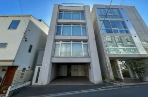 泉岳寺、6フロアを活用する駐車場付き一棟<br>[港区/281万/553㎡]