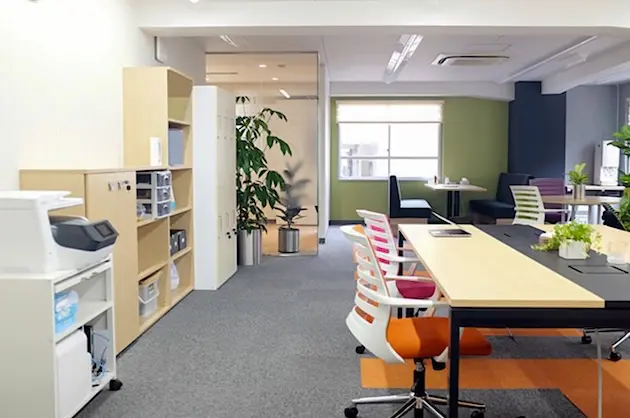 三田、居抜きを最大限活用する好条件オフィス<p>[港区/55万/137㎡]