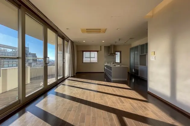 代官山2分、視界が開ける最上階SOHO<br>[渋谷区/55万/76㎡]