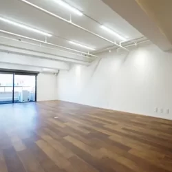 北参道。リニューアルしたヴィンテージビルで働く<br>[渋谷区/22万/46㎡]