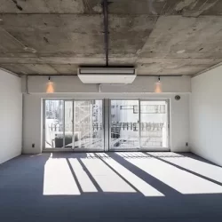 外苑前、流行の地に生まれたリノベオフィス<br>[渋谷区/24万/39㎡]