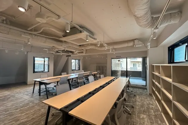 恵比寿6分、家具・会議室付デザイナーズオフィス <br>[渋谷区/126万/99㎡]