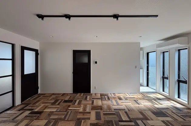 外苑前3分、素材で魅せるデザイナーズSOHO<br>[港区/31万/38㎡]