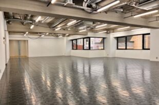 神保町8分、自由度の高いインダストリアルオフィス<br>[千代田区/126万/180㎡]