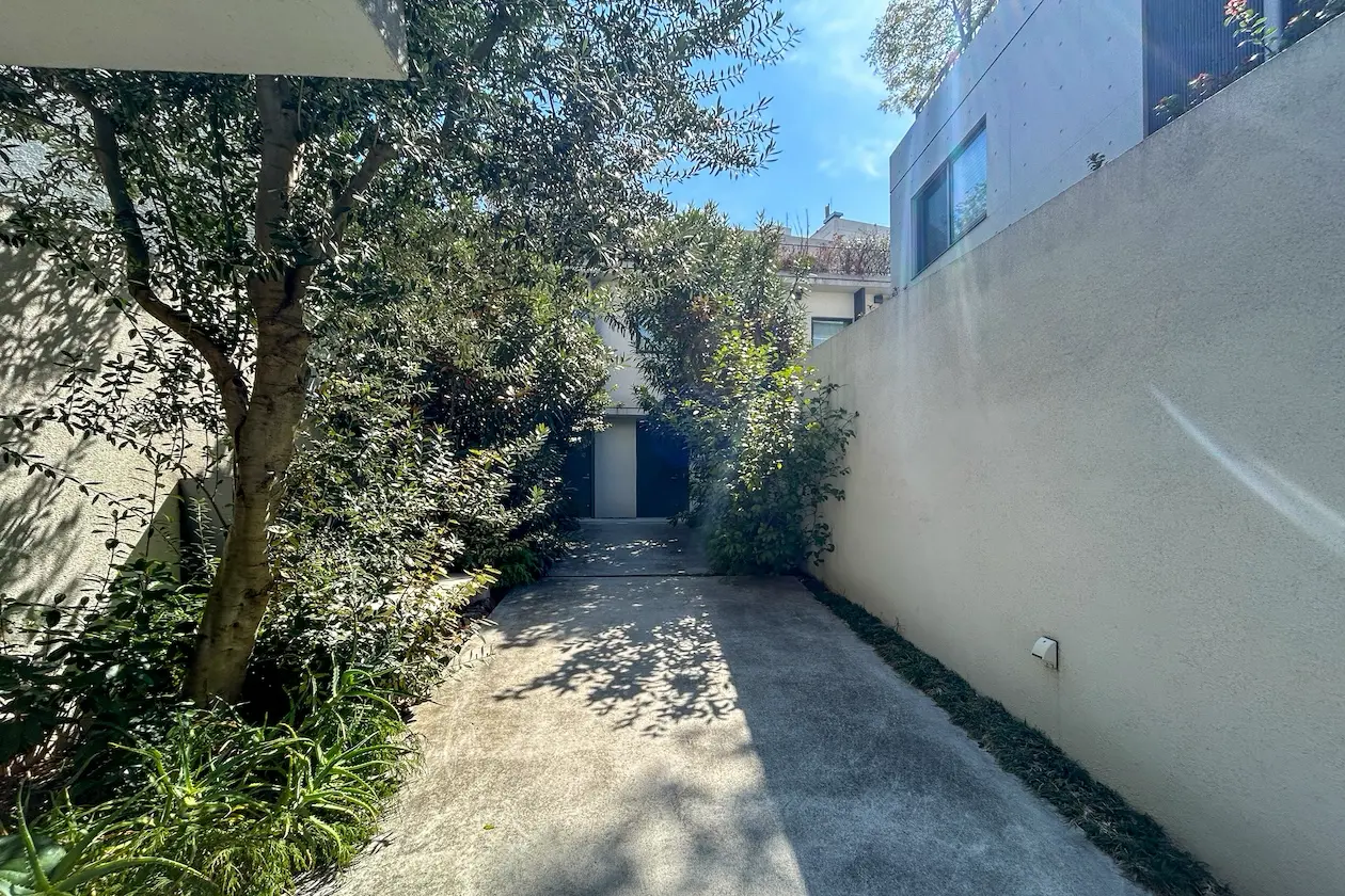 中目黒5分、気持ちの良い築浅デザイナーズSOHO 外観