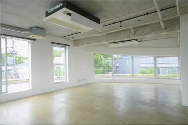 中目黒、彩光とモルタルが美しいリノベオフィス<br>[目黒区/66万/71㎡]