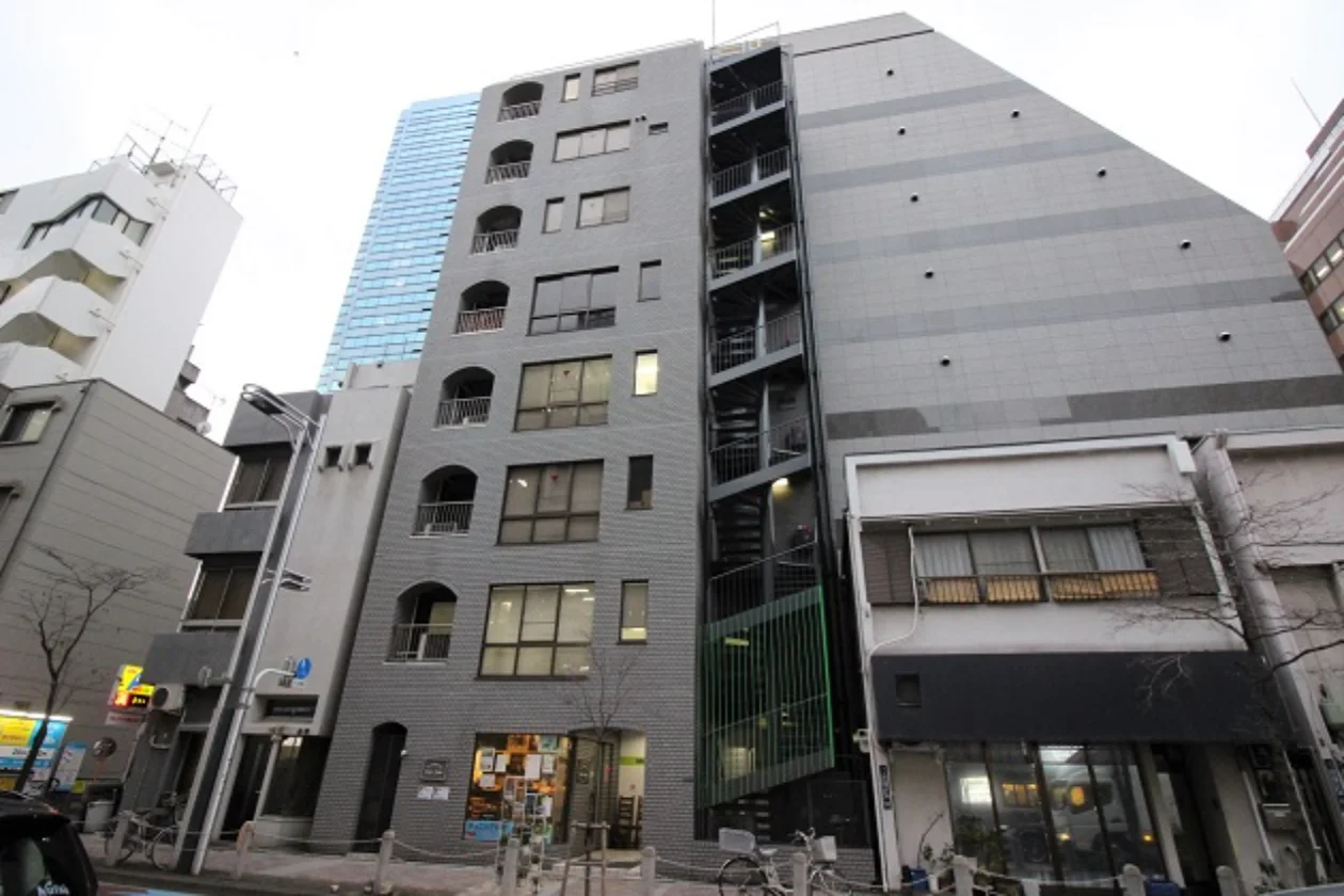 浜松町、アクセス良好・3面採光のリノベオフィス 室内