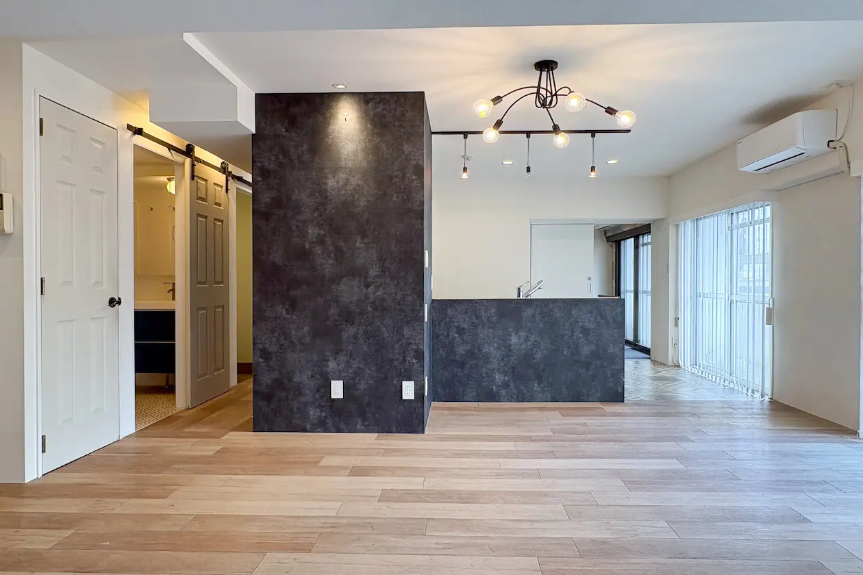 恵比寿、リノベーションで生まれ変わったワーク空間 室内