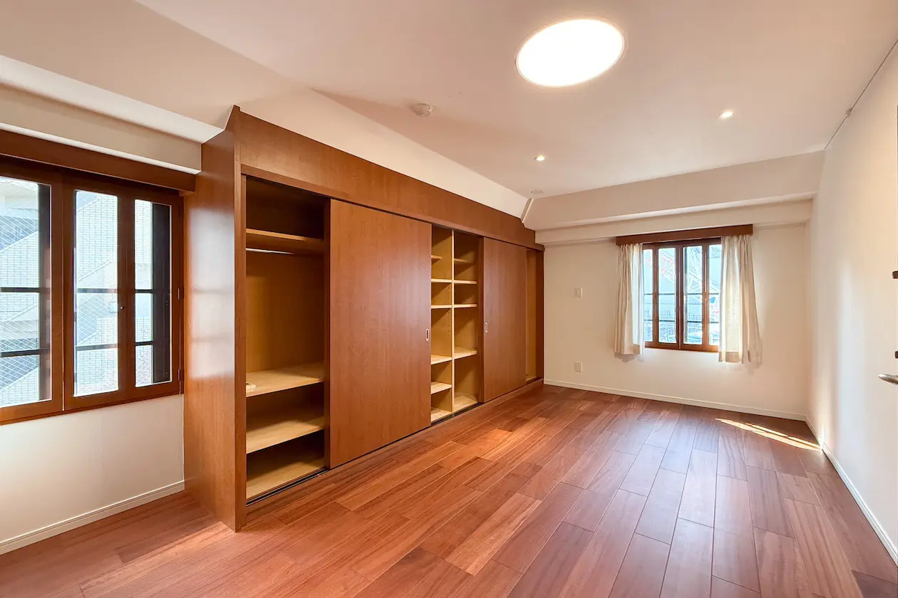 西麻布、用途柔軟な一棟貸し可能吹き抜け空間 室内