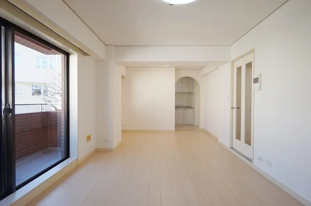 南青山、赤レンガ仕立てのヴィンテージSOHO。<br>[港区/53万/79㎡]